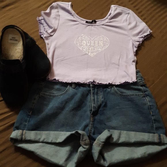 NWOT H & M High Waist Jean Shorts Sz 8 - Picture 2 of 11